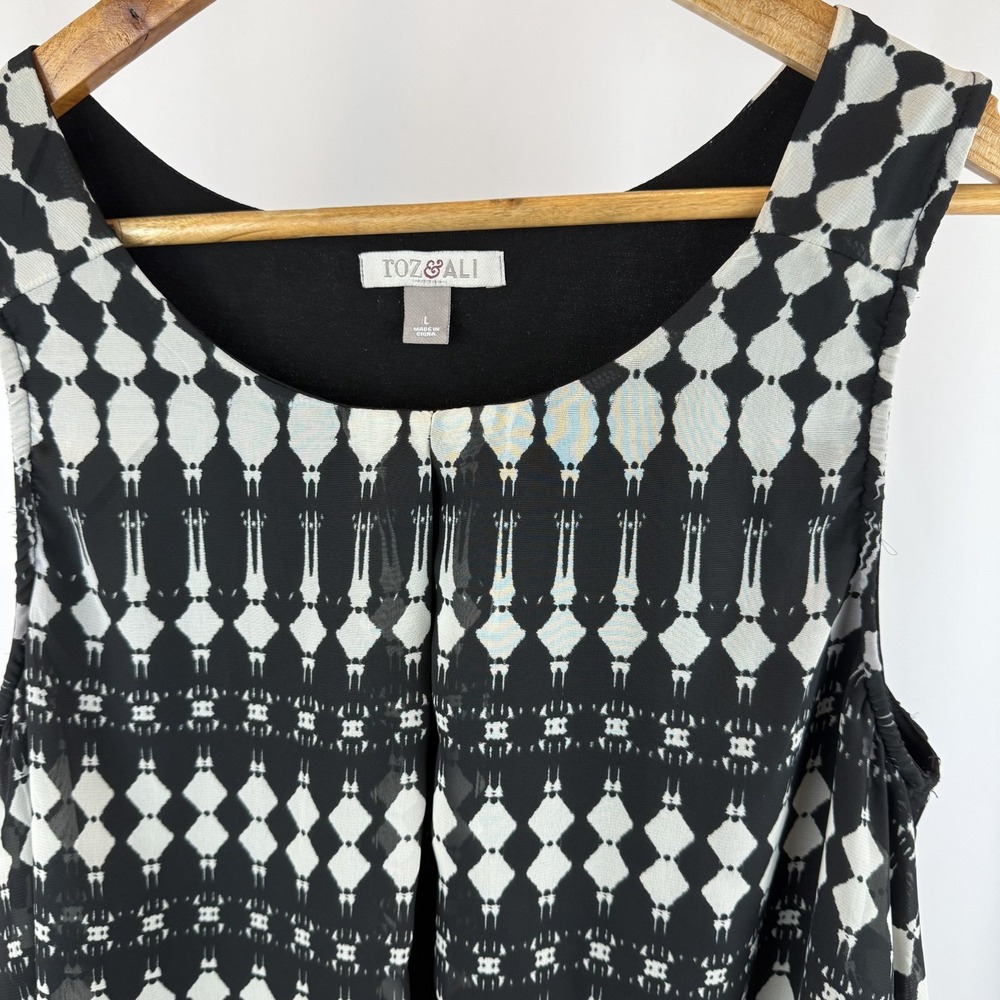 Roz & Ali Womens Large Blouse‎ Black White Sleeveless High Back